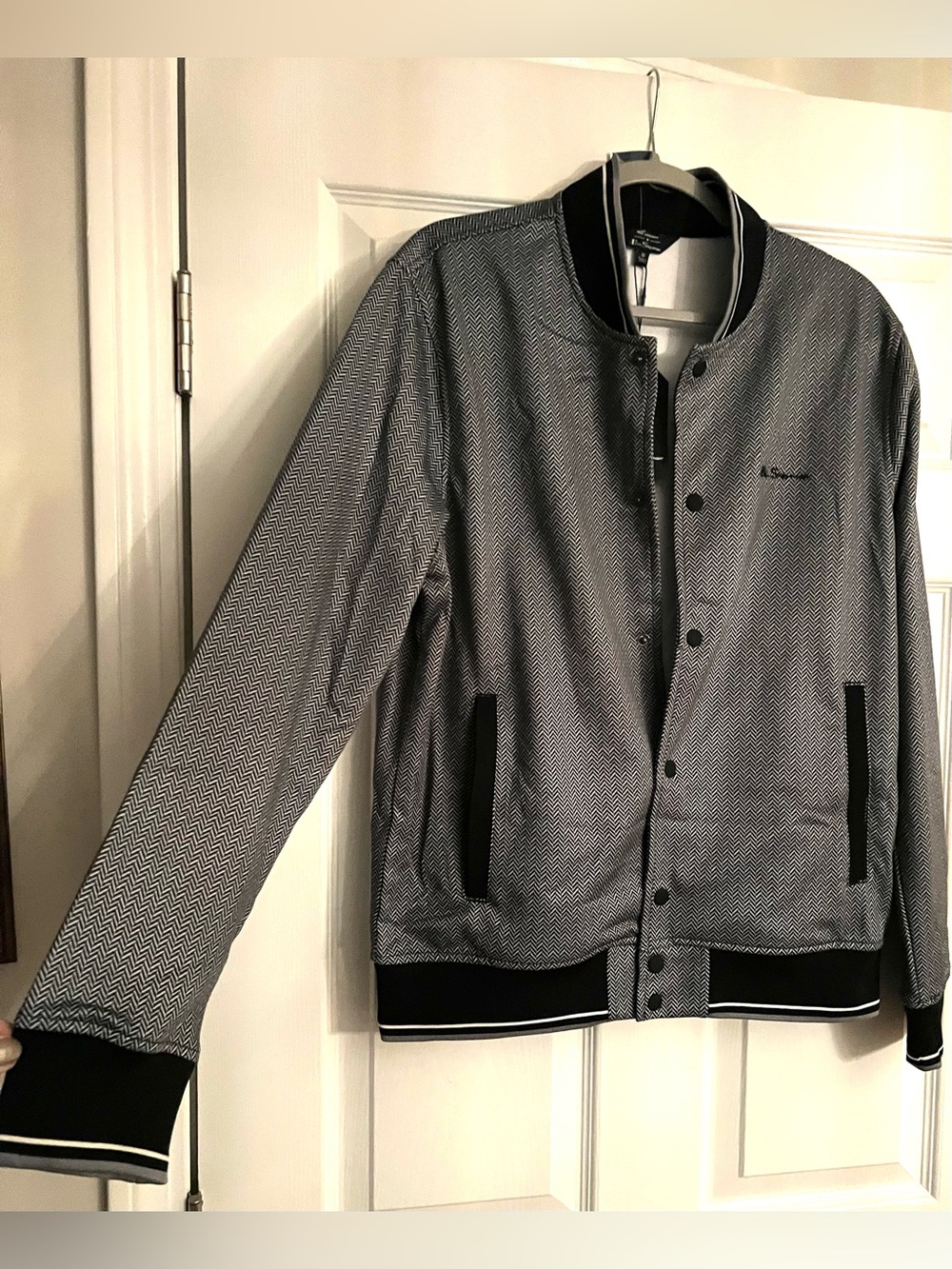 NEW Ben Sherman Mens Jacket Sz Med. Baseball Snap Front Blk/Wh Herringbone $119.